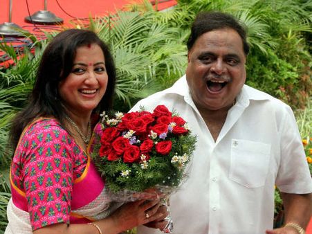 ಅಂಬಿ ಪಕ್ಕದಲ್ಲಿದ್ದ ರೋಗಿ ಕಡೆಯವರು ಬಿಚ್ಚಿಟ್ಟ ಸತ್ಯ