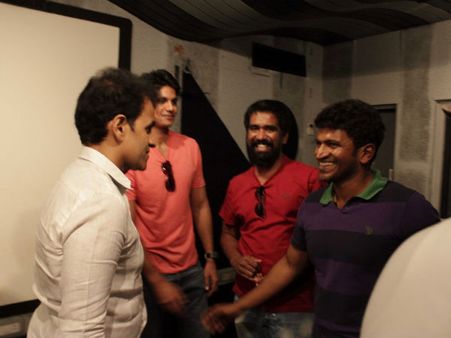 ಮೋಟು ಬೀಡಿ ಲುಂಗಿ ಸಾಂಗ್ ಹಾಡಿದ ಪುನೀತ್