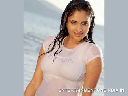 ಹಾಟ್ ಅಂಡ್ ವೆಟ್ ಅವತಾರದಲ್ಲಿ ಕನ್ನಡ ನಟಿಯರು