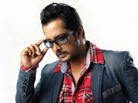 ಫೇರ್ ಅಂಡ್ ಲವ್ಲಿ ಸ್ಟಾರ್ ಪ್ರೇಮ್ ಈಗ 'ದಳಪತಿ'