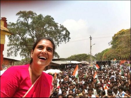 ಗೆದ್ದರೆ ಕೆಲಸ, ಸೋತರೆ ಪ್ರೀತಿ - ರಮ್ಯಾ/ದಿವ್ಯಸ್ಪಂದನ