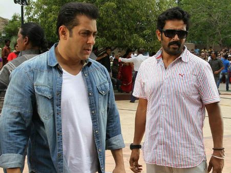 ಸಲ್ಲು, ಶಾರುಖ್ ಗೆ ಸ್ಟಂಟ್ ಮಾಡಿಸೋ ಮಂಡ್ಯ ಹೈದ