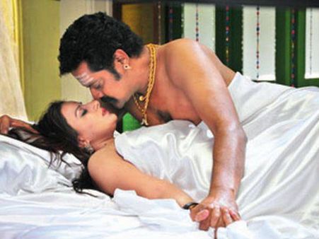 'ಅಭಿನೇತ್ರಿ' ಪೂಜಾಗಾಂಧಿ ಮೇಲೆ ಕಥೆ ಕದ್ದ ಆರೋಪ