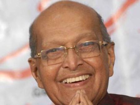 ಖ್ಯಾತ ನಿರ್ದೇಶಕ ದೊರೈ ಭಗವಾನ್ ಮುಡಿಗೆ ಹೊಸ ಗರಿ