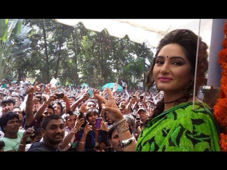 ಜೈಲಲ್ಲಿ ಜಯಲಲಿತಾ, 'ಅಮ್ಮ' ಕ್ಲೈಮ್ಯಾಕ್ಸ್ ಬದಲು