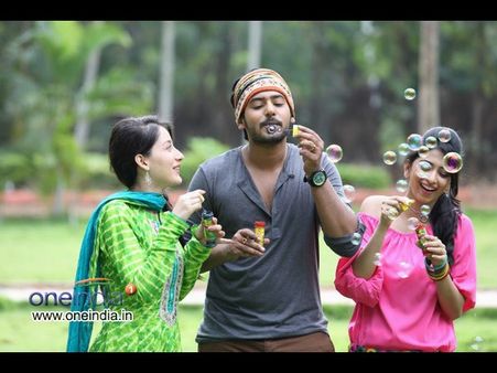 ಒಬ್ಬ ಹೀರೋಯಿನ್ ಸಾಕಾಗಲ್ಲ ಇಬ್ಬರು ಬೇಕು!