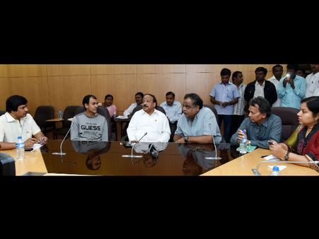 ನವೆಂಬರ್ 28, 29 ಸ್ಯಾಂಡಲ್ ವುಡ್ಡಿಗೆ ರಜಾ..!