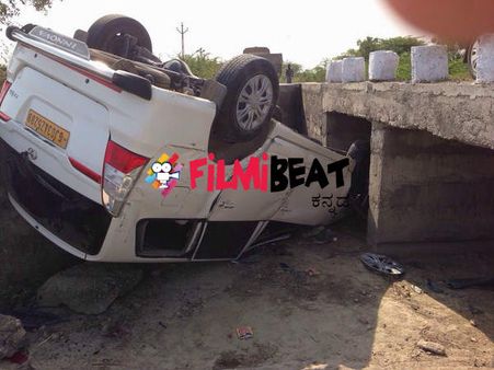 ನಟಿ ಐಂದ್ರಿತಾ ರೇ ಕಾರು ಅಪಘಾತದ ಚಿತ್ರಗಳು