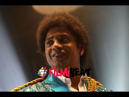 ದುನಿಯಾ ವಿಜಿ ಅಪ್ಪ, ವೆಸ್ಟ್ ಇಂಡೀಸ್ ಕ್ರಿಕೆಟ್ ಟೀಂ ಓಪನರ್!