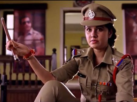 ರಾಕ್ ಲೈನ್ ಸ್ಟುಡಿಯೋದಲ್ಲಿ 'ಬುಲೆಟ್ ರಾಣಿ'