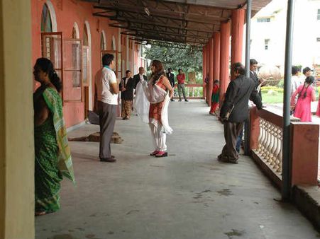 'ಲವ್ ಆನ್ ಎನ್ಎಚ್ 4' ನಾಯಕಿಗೆ ಕೋಟಿ ಬಹುಮಾನ