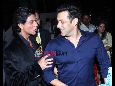 ಶಾರೂಖ್ ಈ ಮಟ್ಟಕ್ಕೆ ಬೆಳೆಯೋಕೆ ಸಲ್ಮಾನ್ ಕಾರಣ!