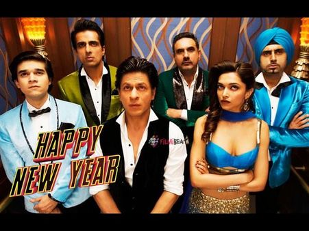 'ಮಮ್ಮಿ' ನಾಡಲ್ಲಿ ಶಾರೂಖ್ 'ಹ್ಯಾಪಿ ನ್ಯೂ ಇಯರ್' ಆಚರಣೆ