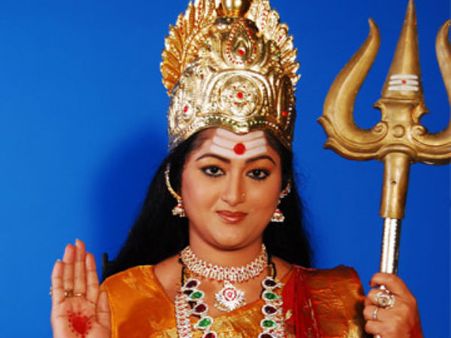 2015ರ ಮೊದಲ ಭಕ್ತಿಪ್ರಧಾನ ಚಿತ್ರವಾಗಿ ಶ್ರೀ ಶಕ್ತಿಮಾತೆ