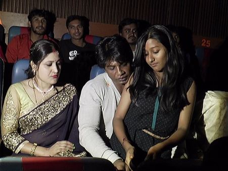 ನರ್ತಕಿಗೆ ವೆಸ್ಪಾದಲ್ಲಿ ಬಂದ ಮಿ. ಅಂಡ್ ಮಿಸಸ್ ದುನಿಯಾ ವಿಜಿ