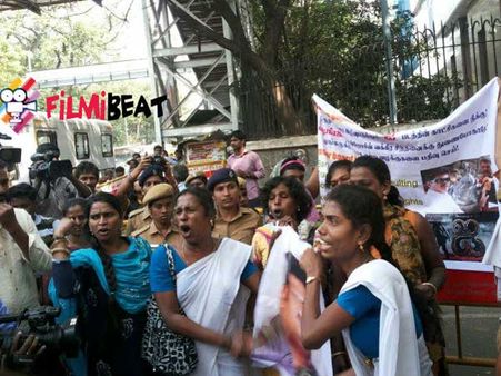 ಶಂಕರ್ ಐ ಚಿತ್ರದ ವಿರುದ್ಧ ಸಿಡಿದೆದ್ದ ಮಂಗಳಮುಖಿಯರು