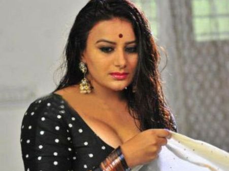 'ಅಭಿನೇತ್ರಿ' ಪೂಜಾಗಾಂಧಿಯ ಪೂಜಾಫಲ ಫಲಿಸೀತೆ?