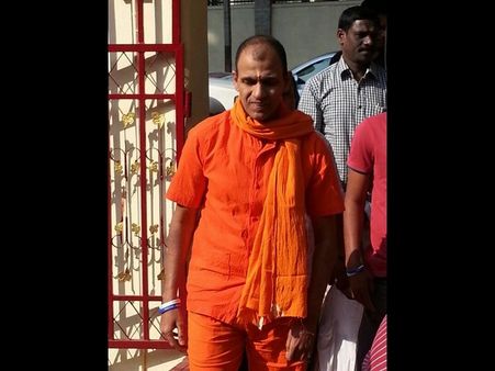 ವಿನಯ್ ಏಳಿಗೆಗಾಗಿ ರಾಘಣ್ಣನಿಂದ ಟೆಂಪಲ್ ಟೂರ್