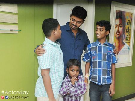 ಮೂವರು ಮಕ್ಕಳ ಕೊನೆ ಆಸೆ ಈಡೇರಿಸಿದ ವಿಜಯ್