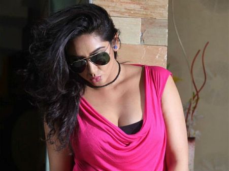 ಸ್ಯಾಂಡಲ್ವುಡ್ನಲ್ಲಿ 'ರಾ' ಹೆಸರಿನ ಚೆಲುವೆಯರ ಗರಂ ಹವಾ