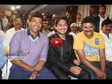 ಕುಟುಂಬ ಸಮೇತ 'ಕೃಷ್ಣಲೀಲಾ' ನೋಡಿದ ಪವರ್ ಸ್ಟಾರ್