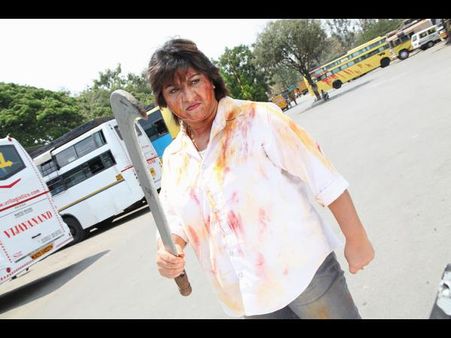 'ಮಹಾಕಾಳಿ' ಮಾಲಾಶ್ರೀ ಘರ್ಜನೆ ಬಗ್ಗೆ ವಿಮರ್ಶಕರು ಏನಂತಾರೆ?