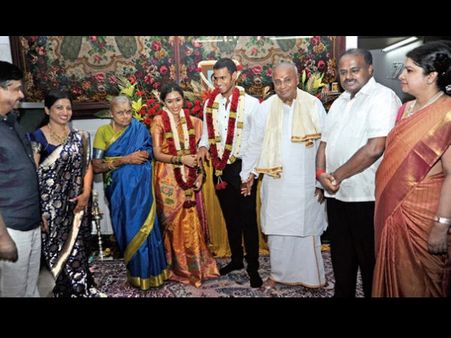 ಕೆಸಿಎನ್ ಮೋಹನ್ ಮಗಳಿಗೂ, ಎಚ್ಡಿಕೆ ಮಗನಿಗೂ ಡುಂಡುಂಡುಂ