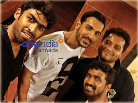 ಅರೆ ವಾಹ್! ಜಾನ್ ಜೊತೆ 3G ಮೆಗಾ ಪವರ್ ಸ್ಟಾರ್