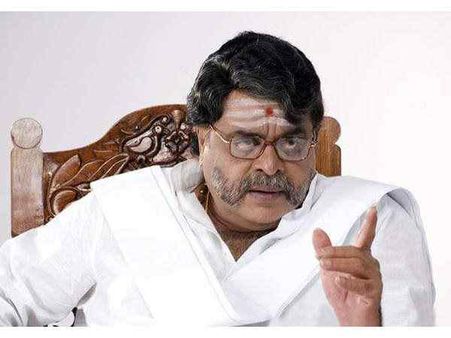 ನಿರ್ಮಾಪಕರ ಧರಣಿ ; ಅಂಬರೀಶ್ ನಿಲುವೇನು?