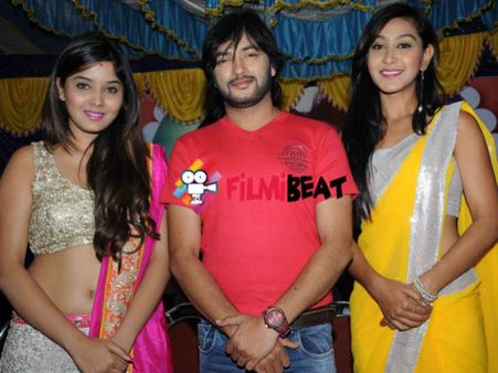 ''ವಾಟ್ಸ್ ಅಪ್ ಲವ್''ಗೆ ಬಿತ್ತು ಕುಂಬಳಕಾಯಿ