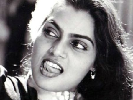 ಐಟಂ ಗರ್ಲ್ ಸಿಲ್ಕ್ ಸ್ಮಿತಾ ಆತ್ಮಹತ್ಯೆಗೆ ಕಾರಣ ಗೊತ್ತೆ?