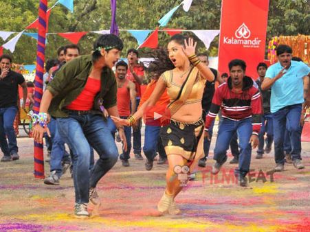 ಹೊಸಬರ 'ರೆಡ್ ಅಲರ್ಟ್' ಟ್ರೈಲರ್ ಸೂಪರ್