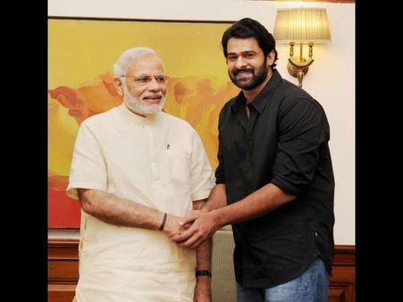 ಬಾಹುಬಲಿ ವೀಕ್ಷಿಸಲು ನರೇಂದ್ರ ಮೋದಿಗೆ ಪ್ರಭಾಸ್ ಆಹ್ವಾನ
