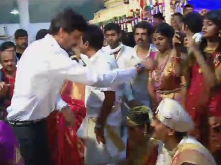 ಶಿವಣ್ಣನ ಮಗಳ ಮದುವೆಗೆ ಬಂದು ಆಶೀರ್ವದಿಸಿದ ಕಿಚ್ಚ