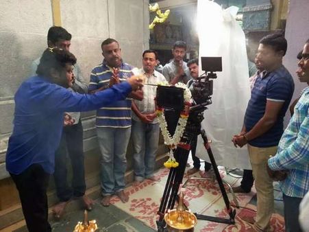 ನೀರ್ ದೋಸೆನಾ ಇಲ್ಲಾ ಬೆಣ್ಣೆ (ಮಸಾಲೆ) ದೋಸೇನಾ?