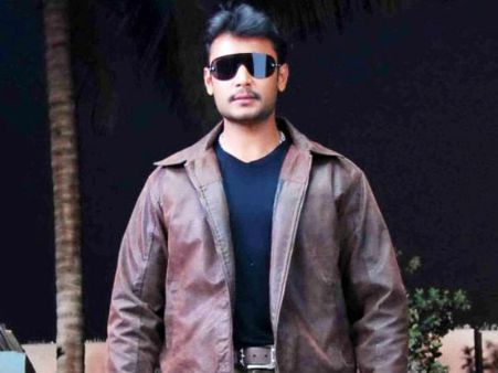 ಚಾಲೆಂಜಿಂಗ್ ಸ್ಟಾರ್ ವಿರಾಟ್ ಚಿತ್ರ ಕುಂಬಳಕಾಯಿಯತ್ತ...