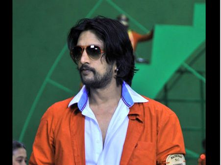 ಕಿಚ್ಚನಿಂದ ಸಹಾಯಕನಿಗೆ ಕಪಾಳಮೋಕ್ಷ