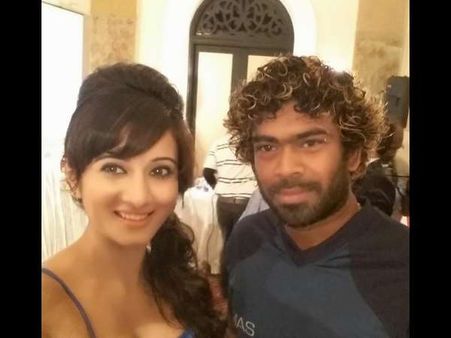 'ಲಂಕಾ ಟಿ20 ವಿಶ್ವಕಪ್ ಕ್ರಿಕೆಟ್ ಟೀಮ್'ನ ರಾಯಭಾರಿಯಾದ ಹರ್ಷಿಕಾ..!