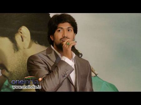 ಅಭಿಮಾನಿಗಳಿಗೆ ರಾಕಿಂಗ್ ಸ್ಟಾರ್ ಯಶ್ ಕ್ಷಮೆ ಕೇಳಿದ್ದು ಯಾಕೆ?