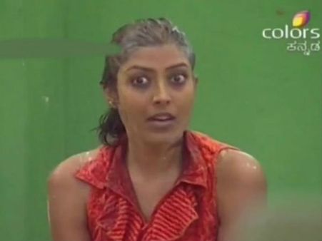 ಆರ್.ಜೆ ನೇತ್ರಗೆ ಮೊಟ್ಟೆ ಹೊಡೆದ 'ಬಿಗ್ ಬಾಸ್' ಮನೆ ಸದಸ್ಯರು