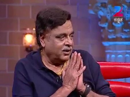 ಕಣ್ಣೀರಿಟ್ಟು, ಕೈಮುಗಿದು, ಅಭಿಮಾನಿಗಳೇ 'ದೇವರು' ಎಂದು ಗದ್ಗದಿತರಾದ ಅಂಬಿ