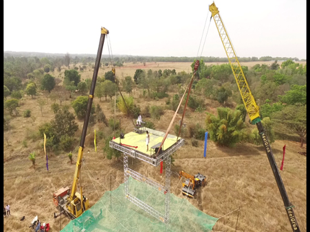 100 ಅಡಿ ಎತ್ತರದ ವೇದಿಕೆಯಲ್ಲಿ 'ಡ್ಯಾನ್ಸ್ ಡ್ಯಾನ್ಸ್' ಶೋ