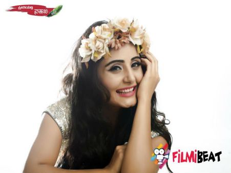 ನಿರ್ದೇಶಕ ರತ್ನಜ ಬಗ್ಗೆ ನಟಿ ಅಕ್ಸಾ ಭಟ್ ಗಿದ್ದ ಡೌಟ್ ಏನು?