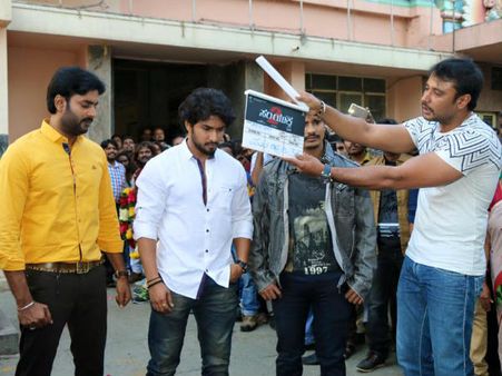 ಹಾರರ್ ಚಿತ್ರಕ್ಕೆ ದರ್ಶನ್ ಕ್ಲಾಪ್ ಮಾಡಿದ್ರು