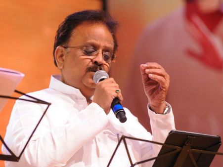 ಎಸ್.ಪಿ.ಬಿ ಮಾಡಿರುವ ದಾಖಲೆಗಳು ಅಬ್ಬಬ್ಬಾ.! ಒಂದಾ..ಎರಡಾ.!!?