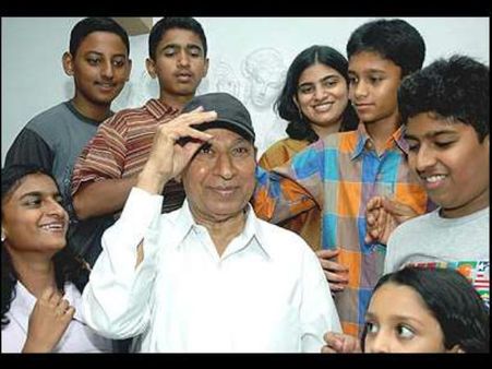 ಡಾ.ರಾಜ್ ಹುಟ್ಟುಹಬ್ಬಕ್ಕೆ ನಮ್ಮ ತಂಡದಿಂದ ಪ್ರೀತಿಯ ಕಾಣಿಕೆ.!