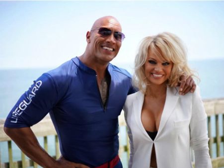 'ಬೇವಾಚ್' ನಲ್ಲಿ ಪಿಗ್ಗಿ ಜೊತೆ ಪಮೇಲಾ ಕಮಾಲ್