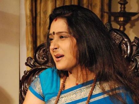 ನಟಿ ಮಾಳವಿಕಾ ಆಕ್ರೋಶಕ್ಕೆ ದನಿ ಗೂಡಿಸಿದ ನಮ್ಮ ಓದುಗರು.!