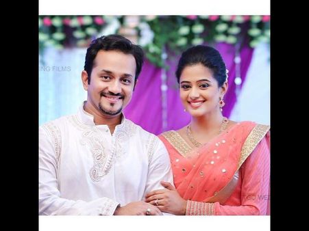 ಆಪ್ತರ ಸಮ್ಮುಖದಲ್ಲಿ ನಿಶ್ಚಿತಾರ್ಥ ಮಾಡಿಕೊಂಡ ನಟಿ ಪ್ರಿಯಾಮಣಿ