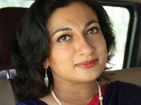 'ಜೀರ್ಜಿಂಬೆ..ಜೀರ್ಜಿಂಬೆ' ಎನ್ನುತ್ತಿದ್ದಾರೆ ಬೆಳದಿಂಗಳ ಬಾಲೆ ಸುಮನ್